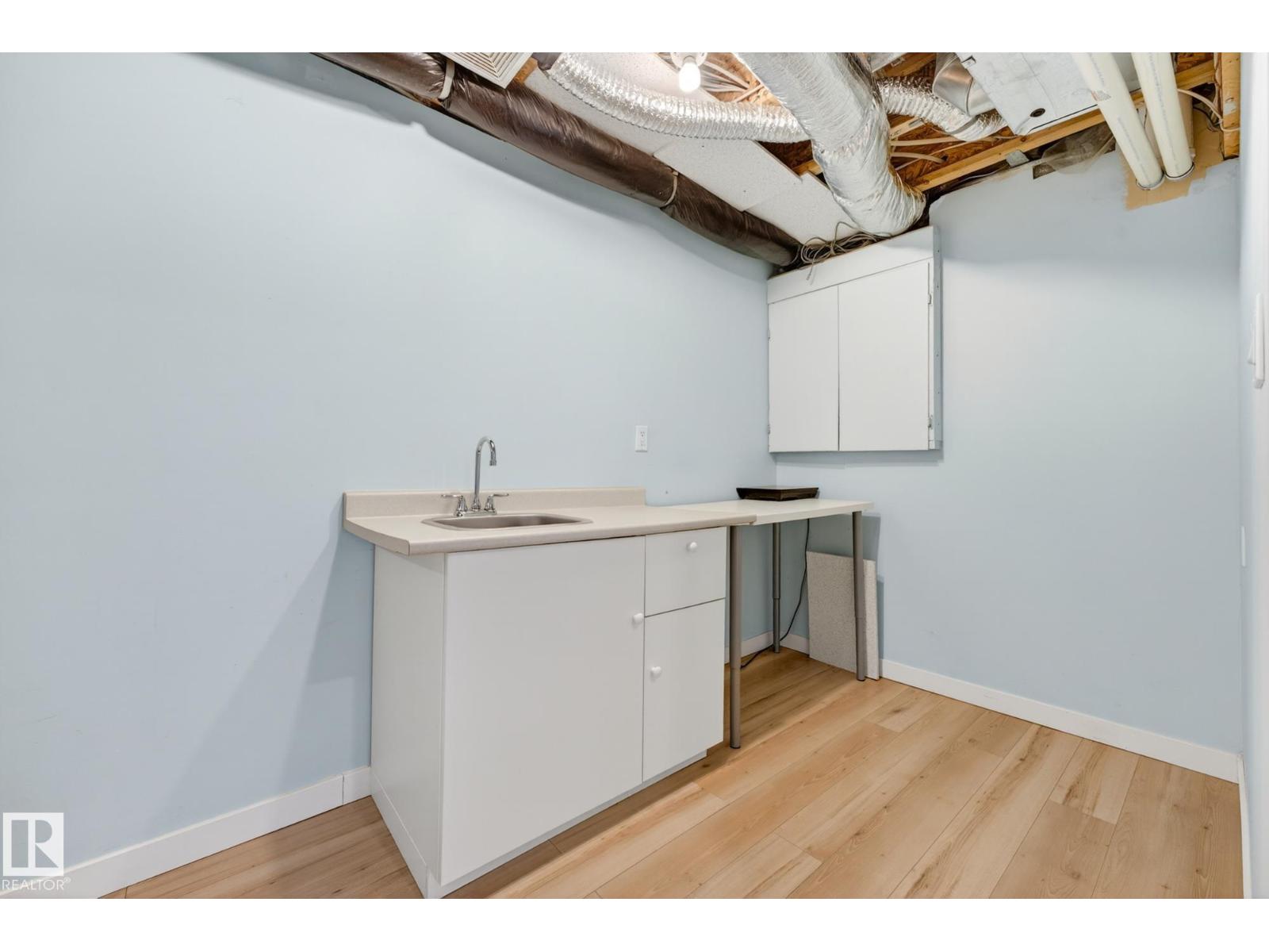 1103 117 ST SW, Edmonton