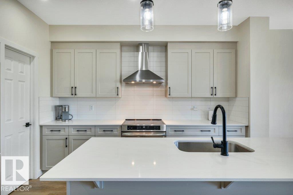 13007 213 ST NW - 10