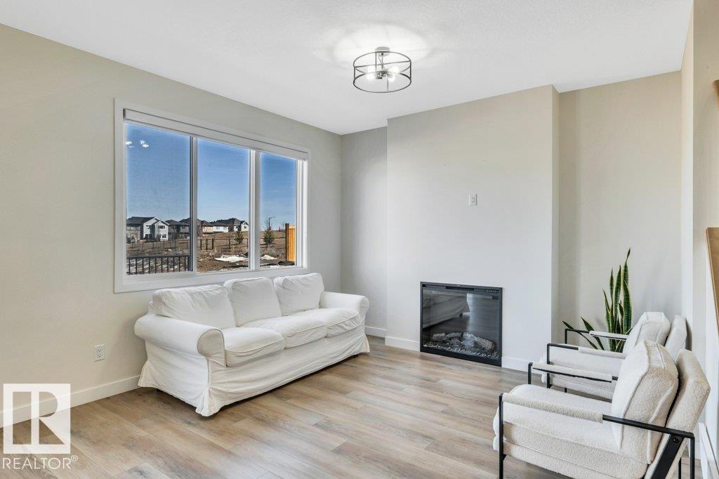 13007 213 ST NW, Edmonton