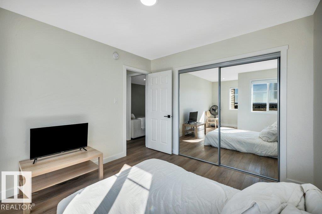 13007 213 ST NW, Edmonton