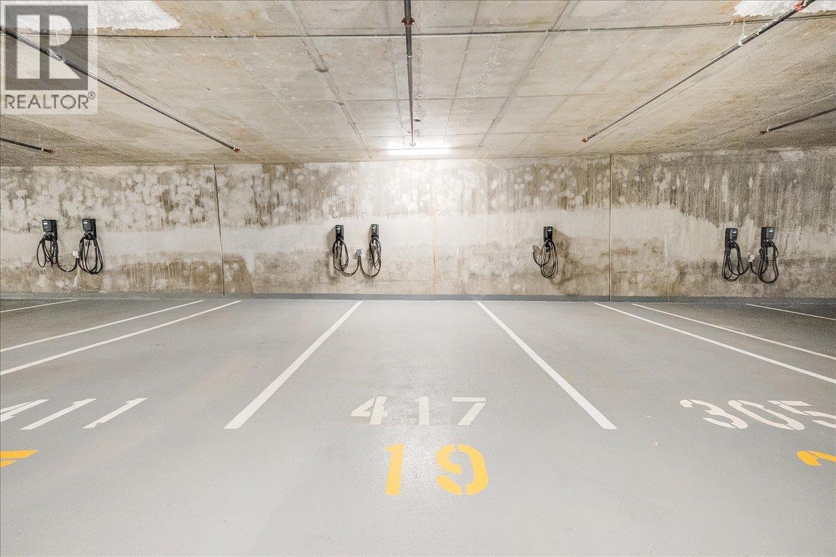 #417 4280 RED MOUNTAIN ROAD - 35