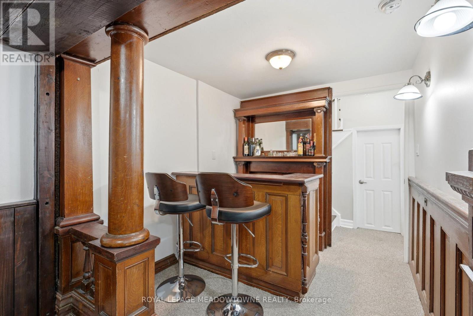 73 ELIZABETH DRIVE - 24