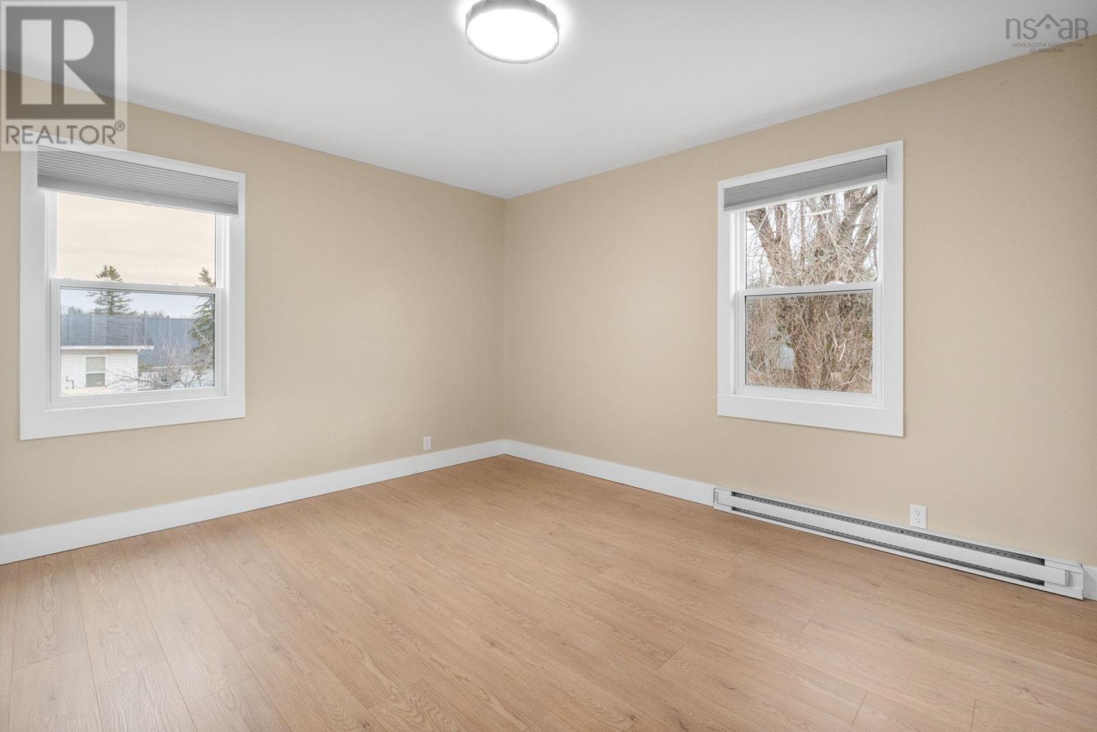 Property 6 of 23 of 37 Highway 14