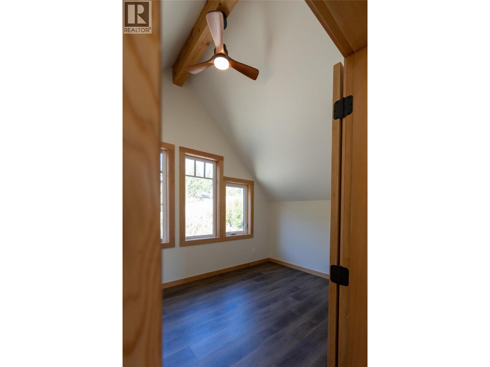 145 Lakeview Drive - 45
