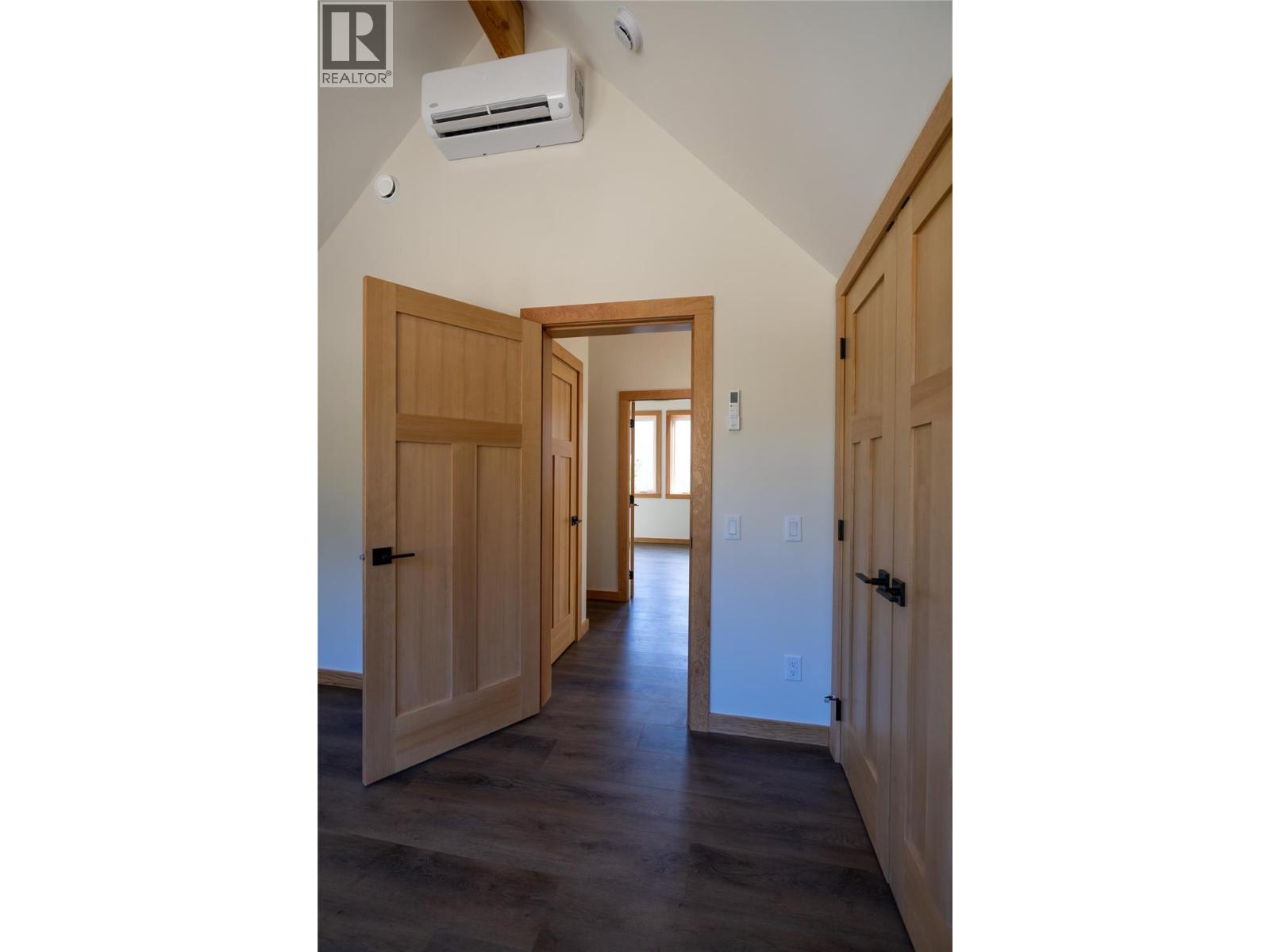 145 Lakeview Drive - 53