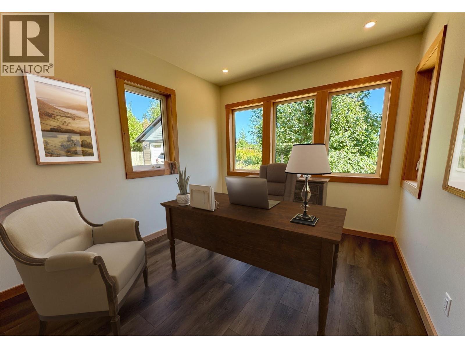 145 LAKEVIEW DRIVE - 10