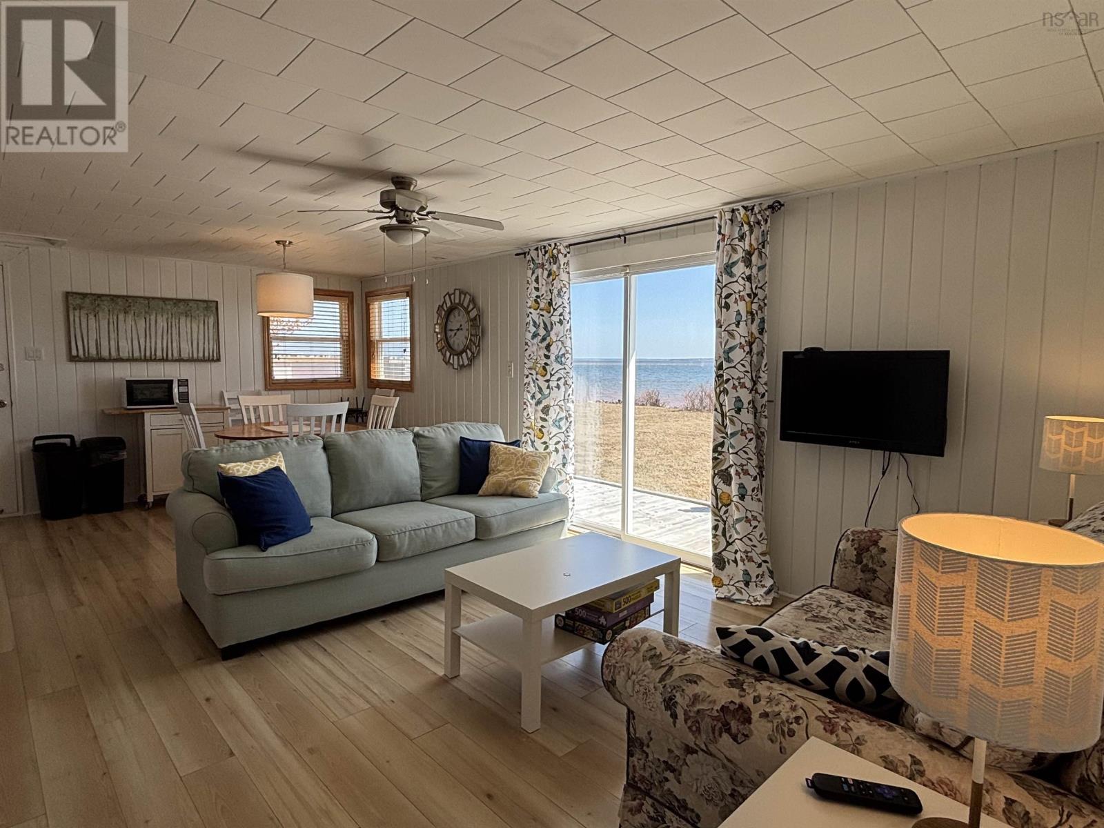 Property 18 of 28 of 107 Hamilton Lane