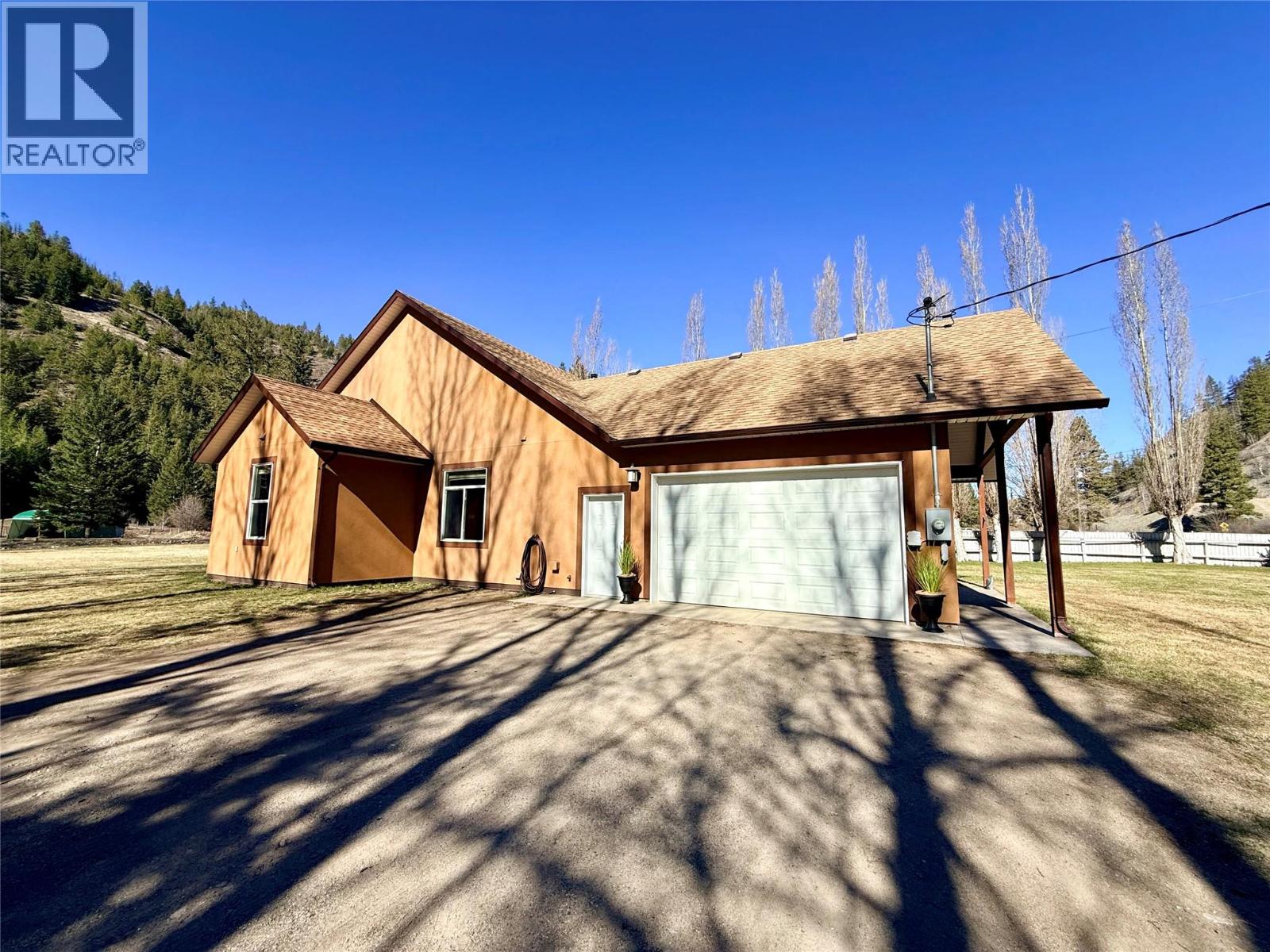 1084 Seven Mile Road - 2