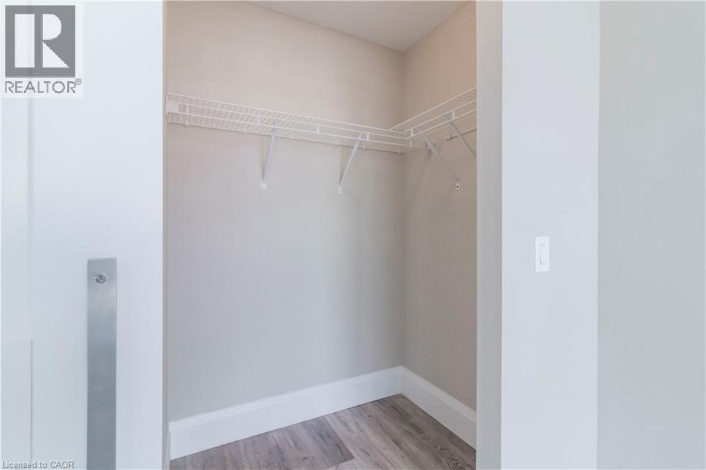 108 GARMENT Street Unit# 1209, Kitchener, Ontario, N2G0E2 — Photo 17