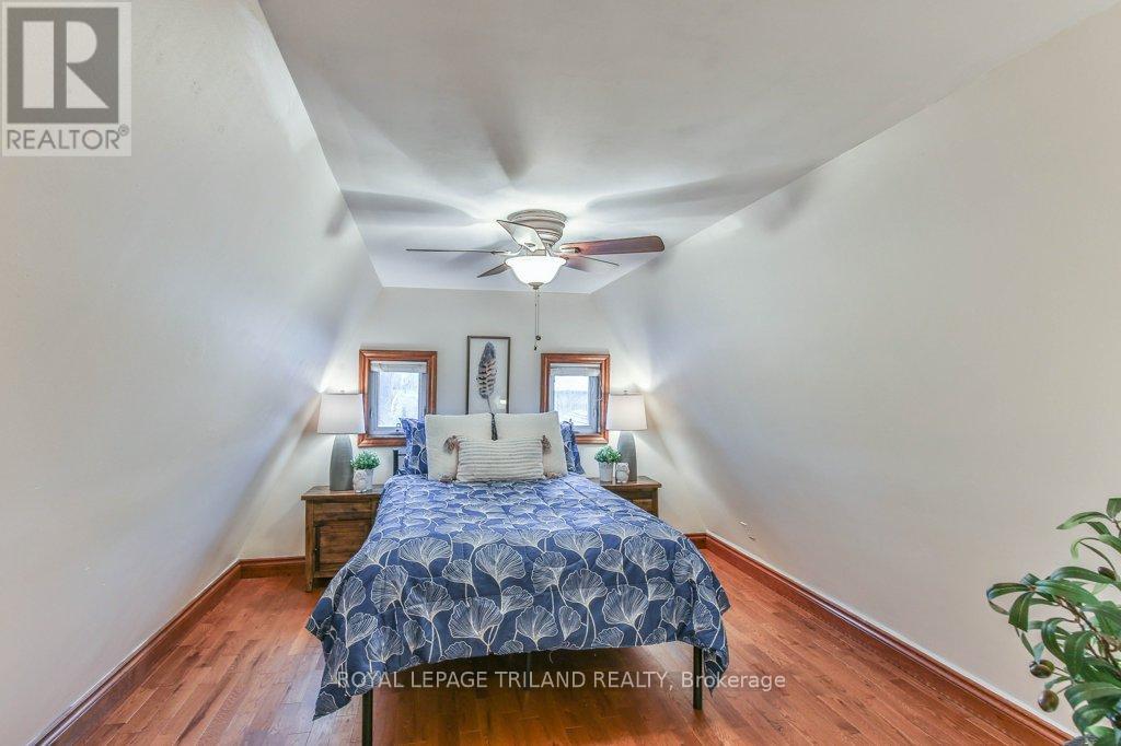 941 QUEENS AVENUE Property Photo