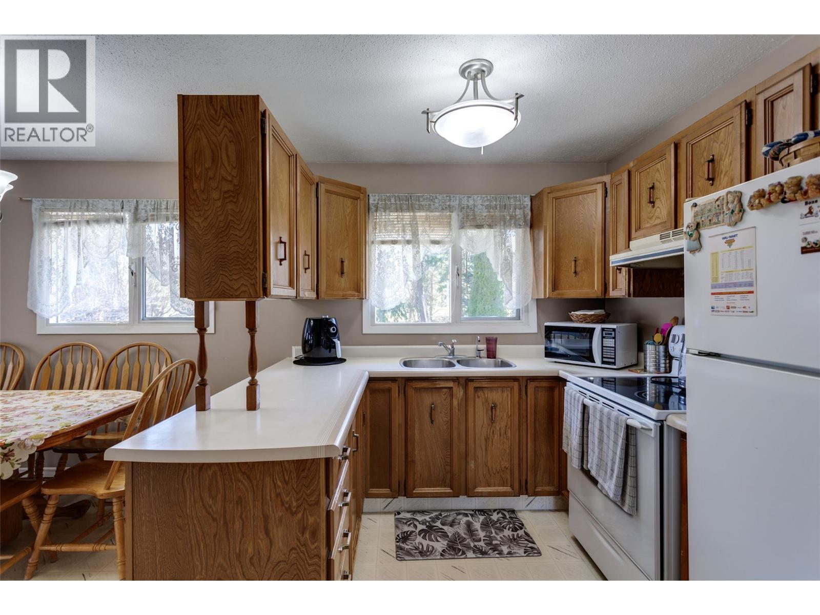  4141 Sealy Road, Kelowna