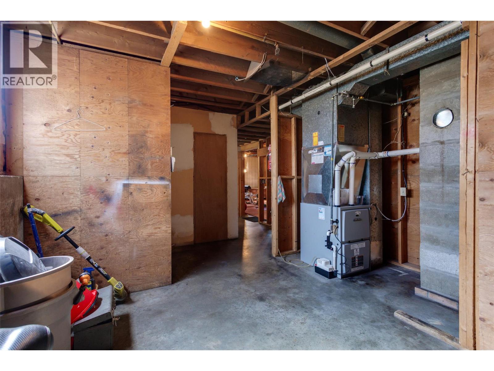  4141 Sealy Road, Kelowna