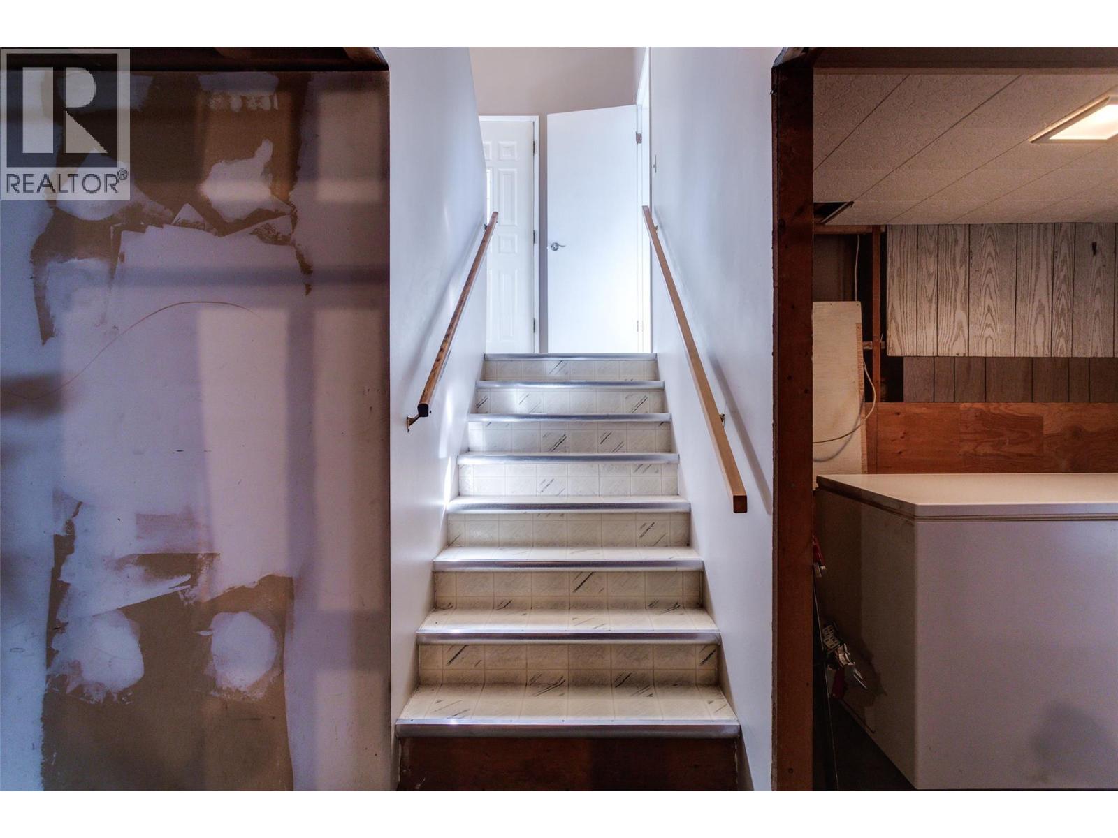  4141 Sealy Road, Kelowna