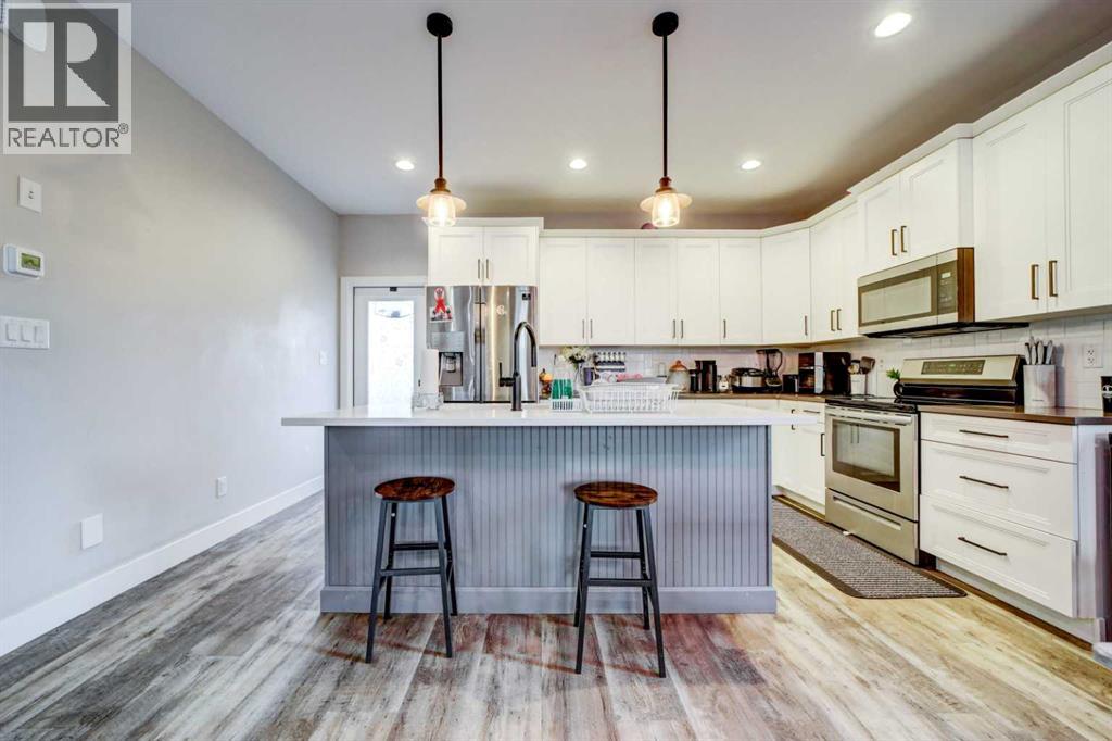 624 19 STREET N - 12