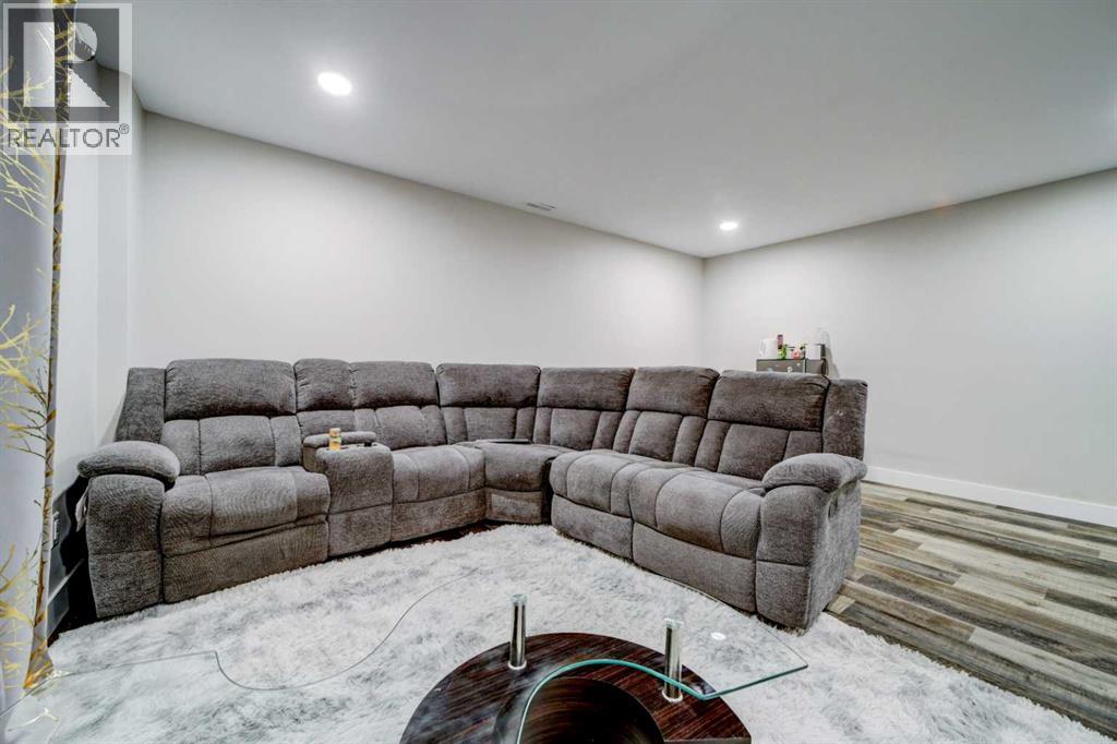 624 19 STREET N - 29