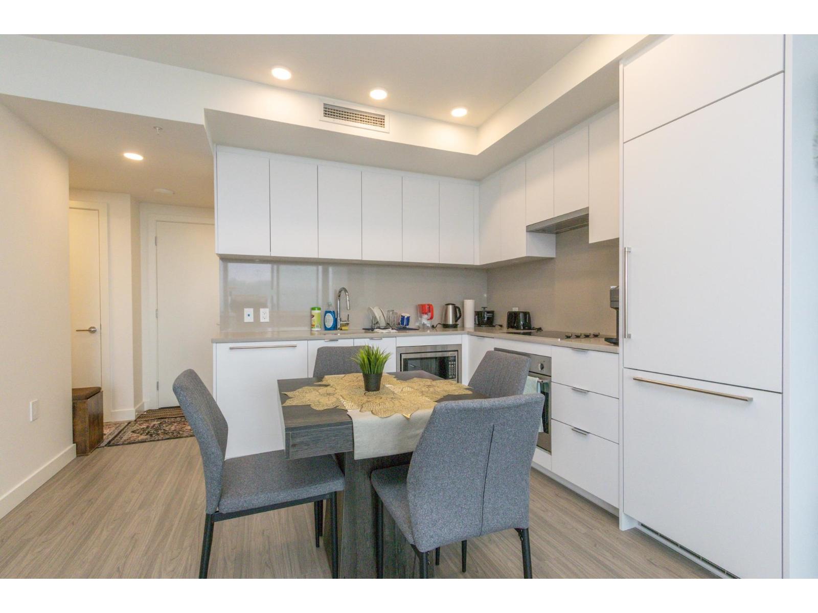 1 Bed, 1 Bath House for Rent in Surrey – 3112 13675 107A STREET, Surrey - Image 13