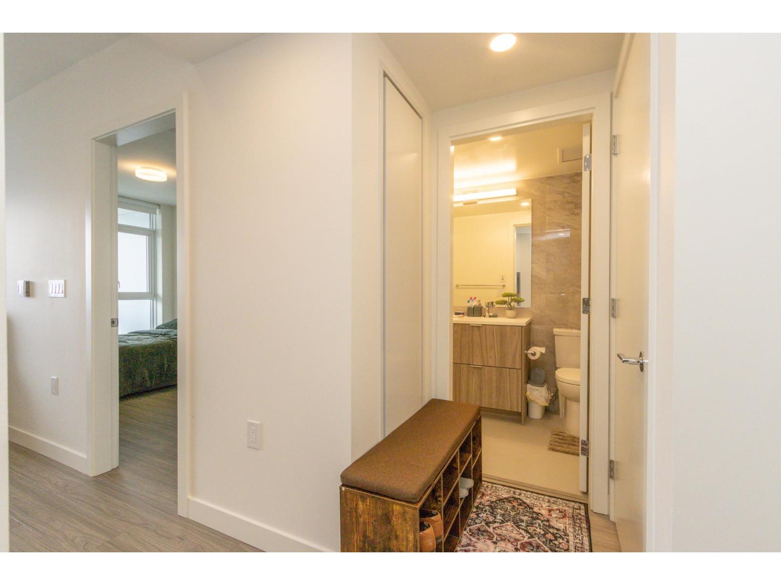 1 Bed, 1 Bath House for Rent in Surrey – 3112 13675 107A STREET, Surrey - Image 4
