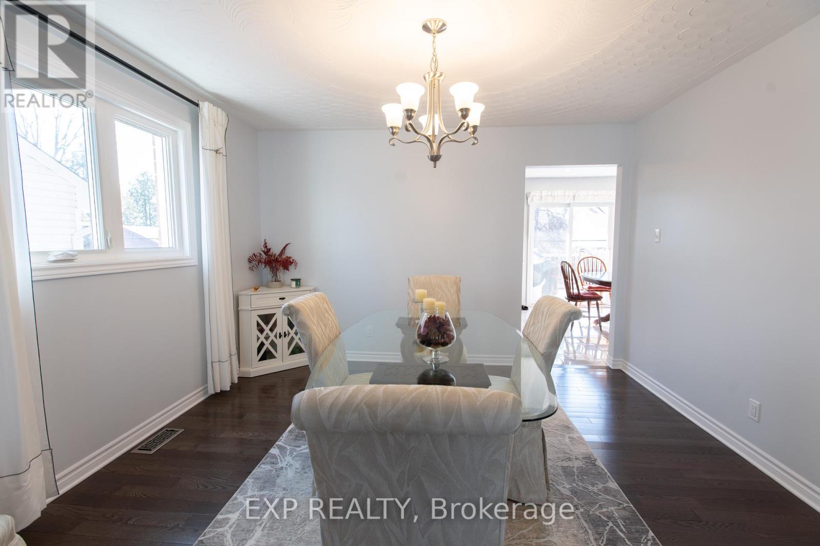 1534 ROSEBELLA AVENUE - 17