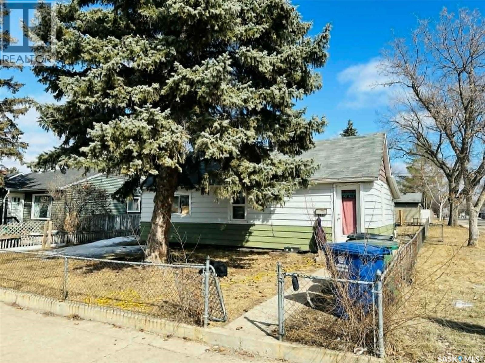 1502 F AVENUE N - 5