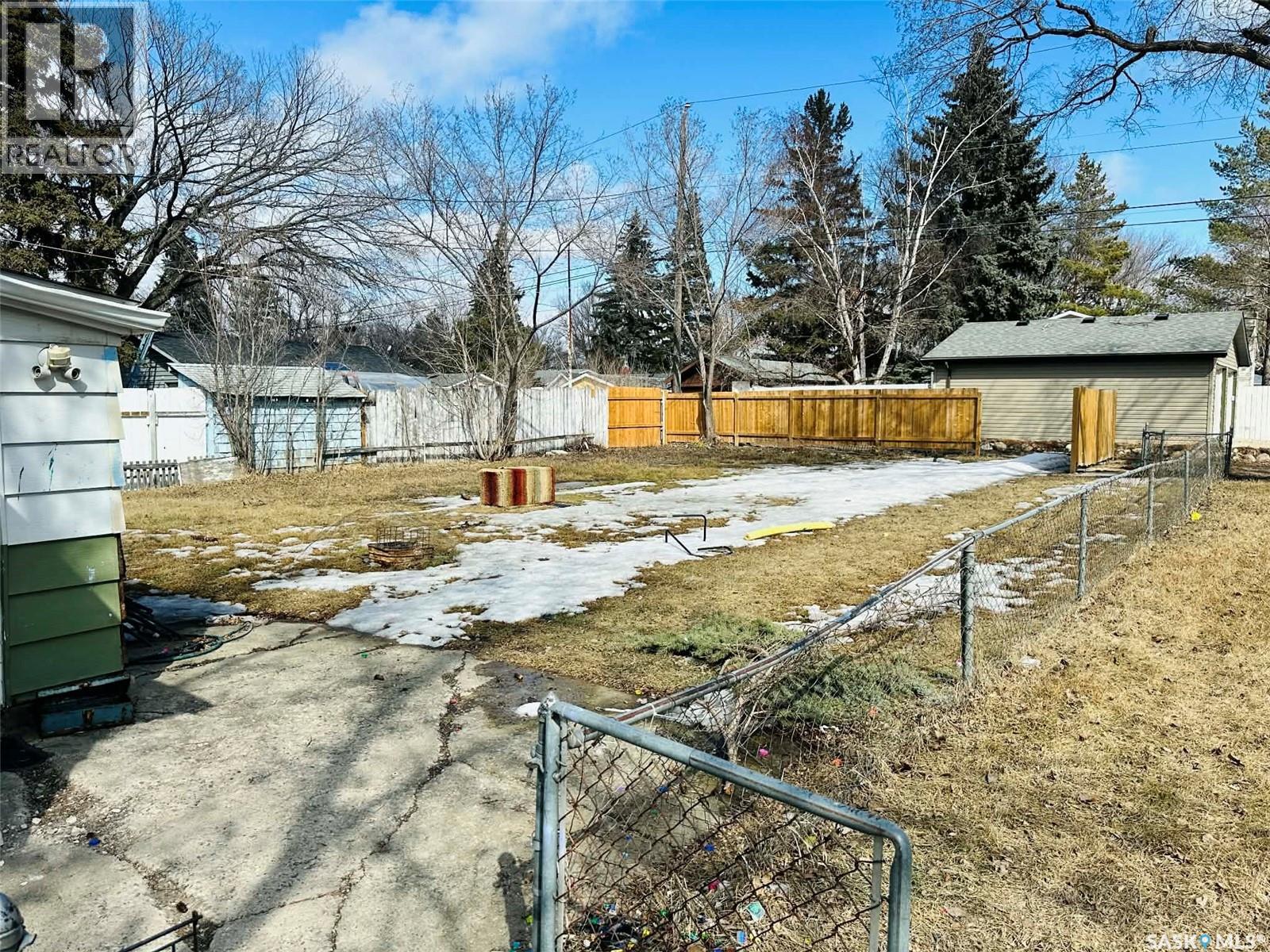 1502 F AVENUE N - 6
