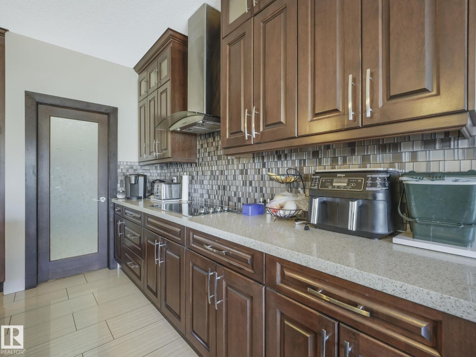 3910 49 AV, Beaumont