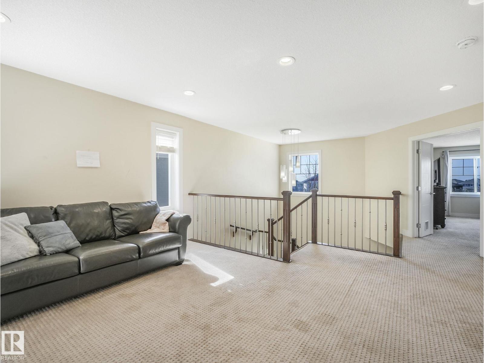 3910 49 AV, Beaumont