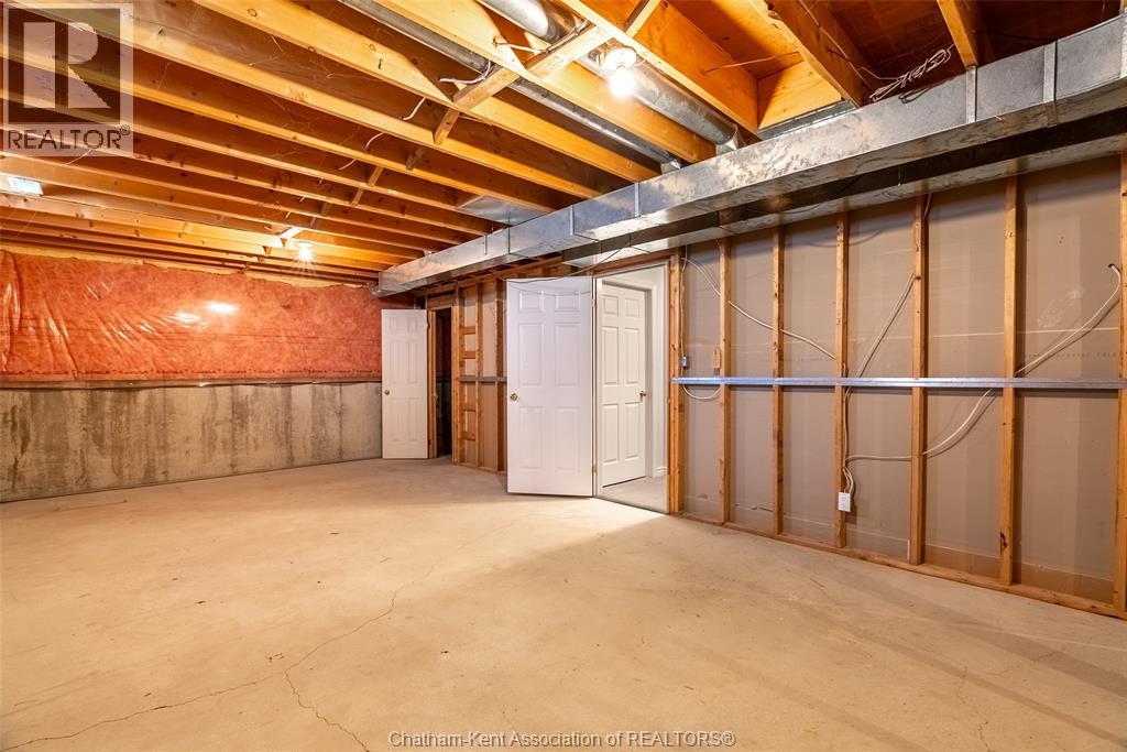 32 CHRISTINA PLACE — photo 27