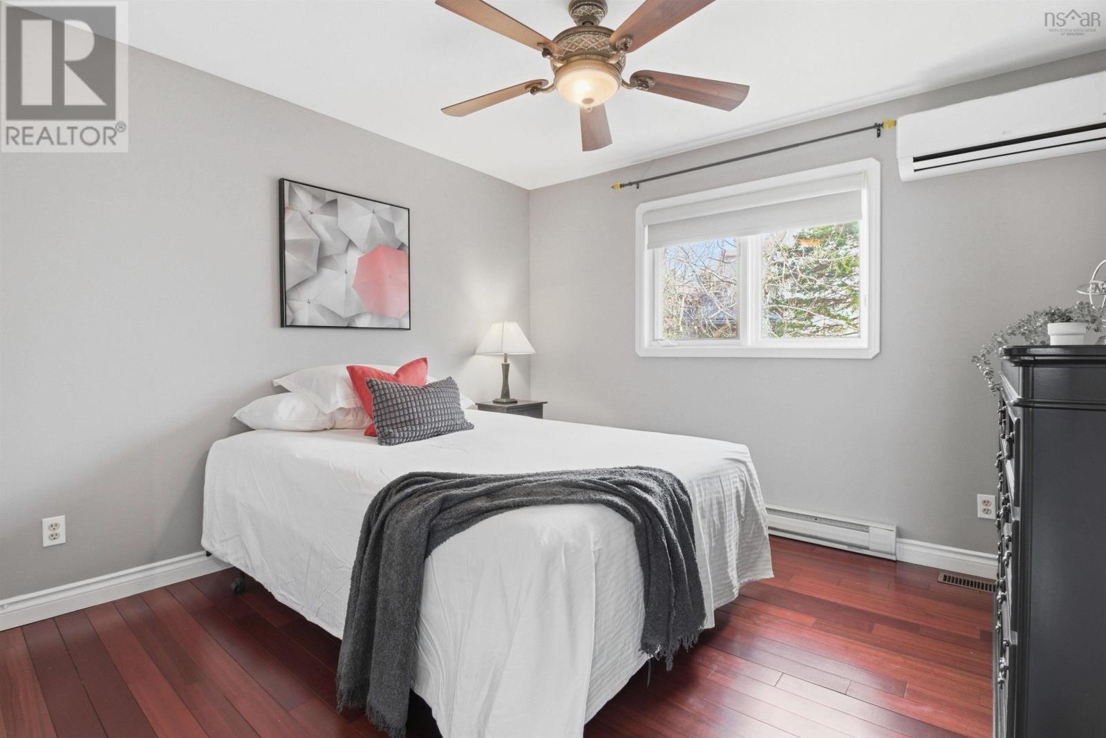 Property 26 of 48 of 5 Parkvale Crescent