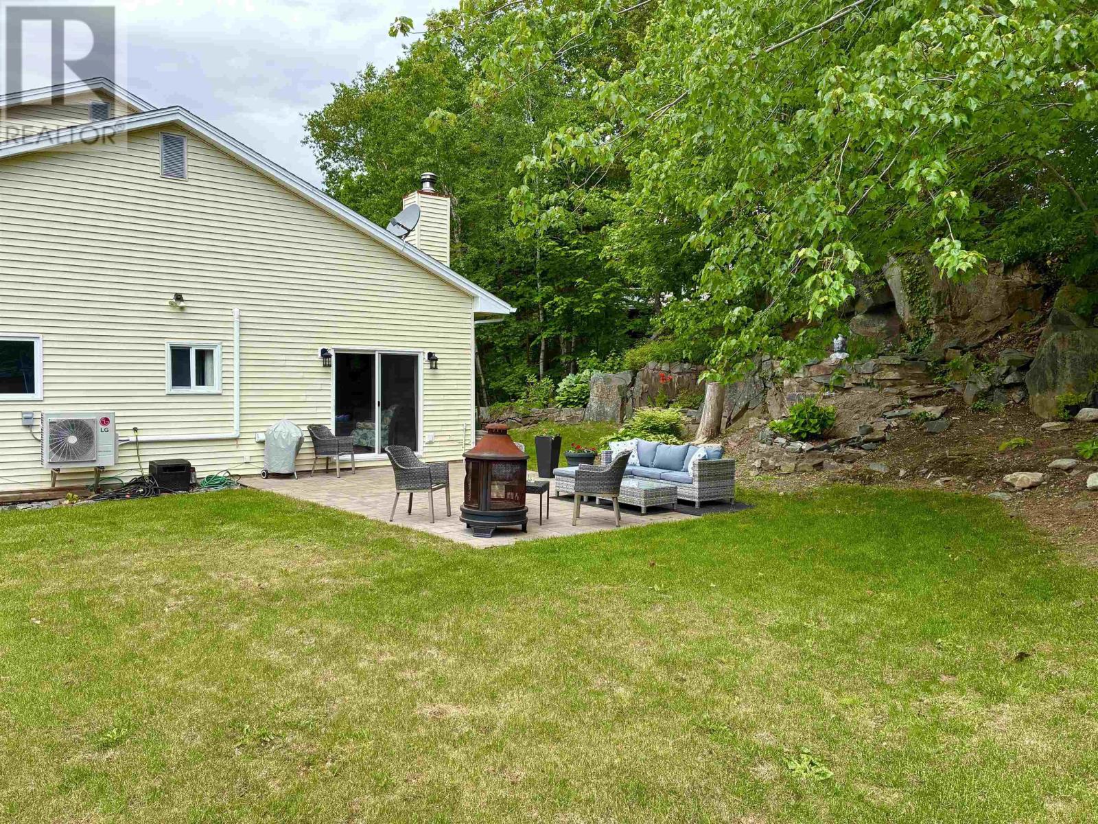 Property 45 of 48 of 5 Parkvale Crescent