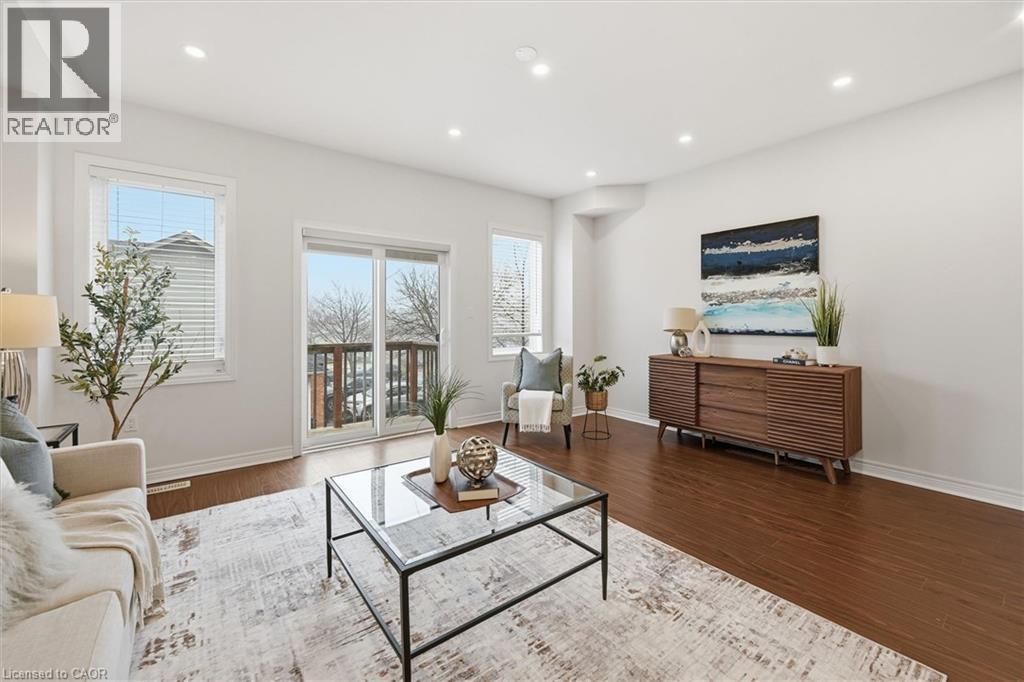 #9 122 E DUNDAS STREET E - 14