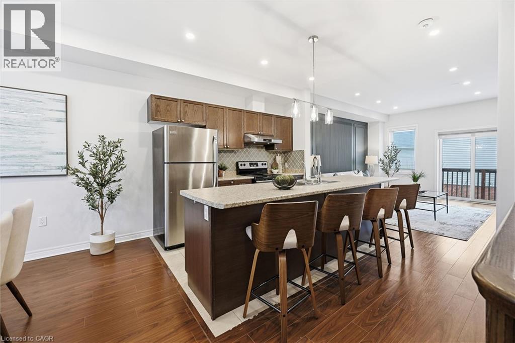 #9 122 E DUNDAS STREET E - 23