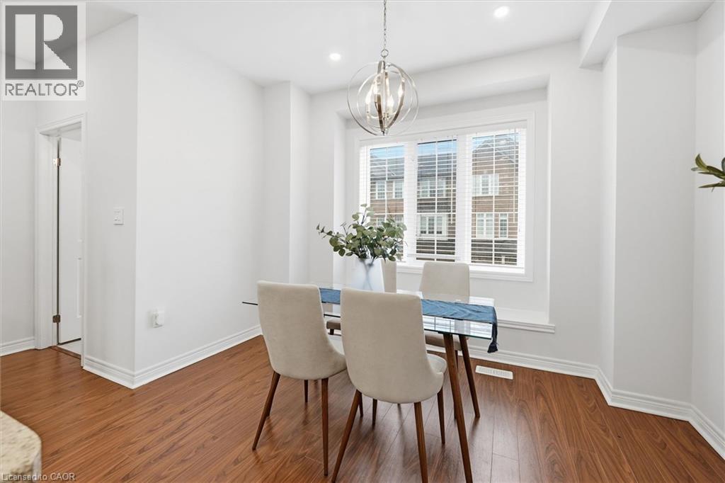 #9 122 E DUNDAS STREET E - 25