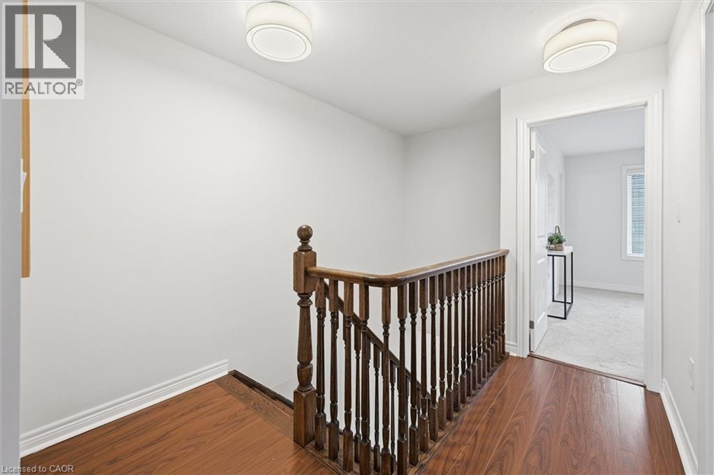 #9 122 E DUNDAS STREET E - 28