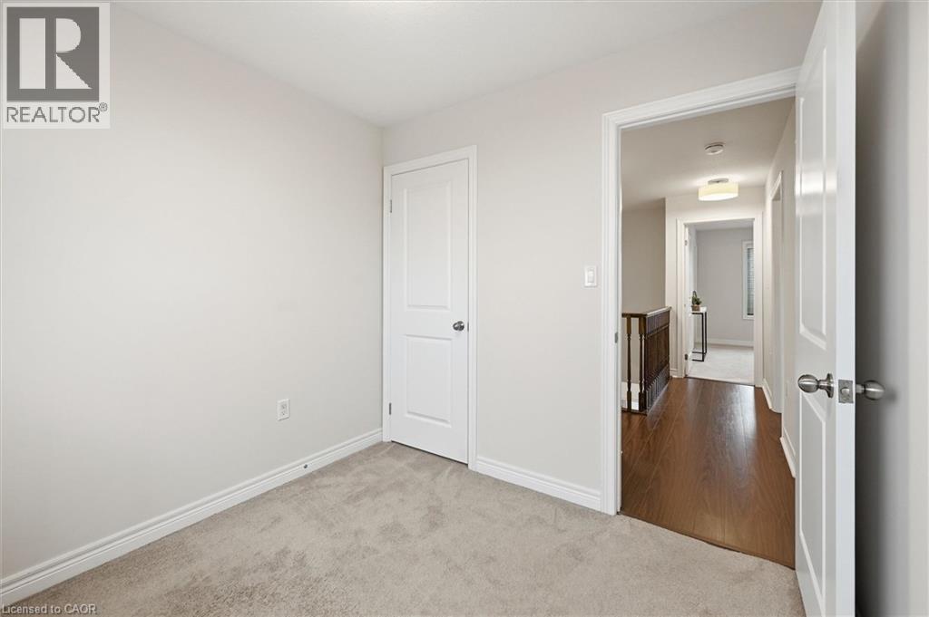 #9 122 E DUNDAS STREET E - 35