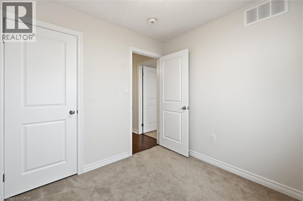 #9 122 E DUNDAS STREET E - 36