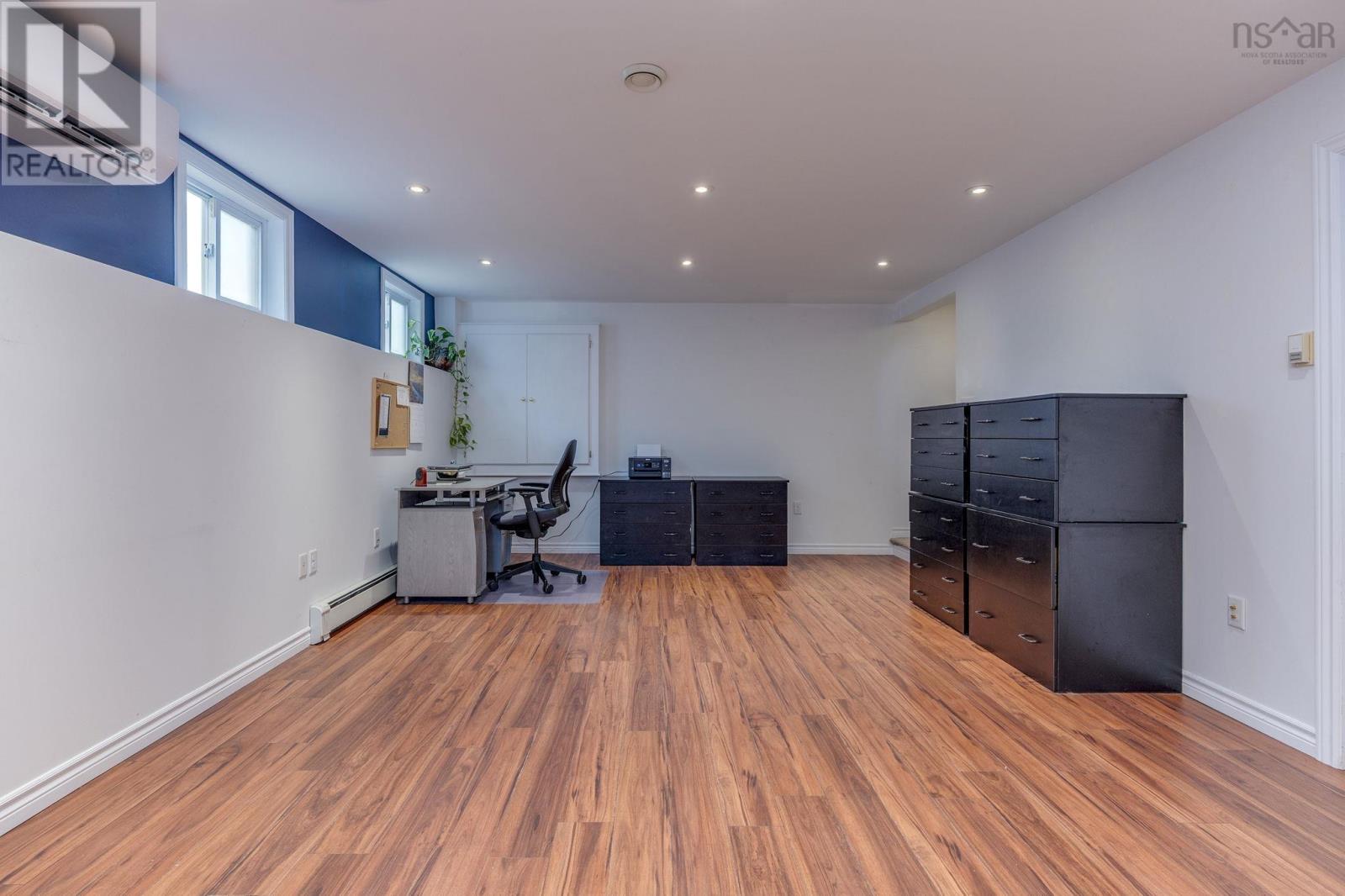 Property 28 of 35 of 107 Lancaster Drive