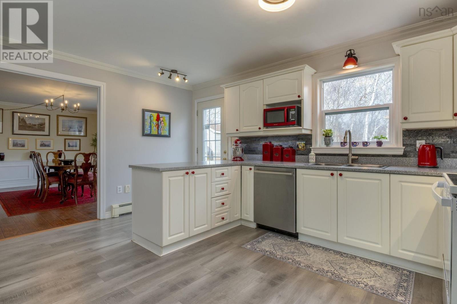 Property 7 of 35 of 107 Lancaster Drive