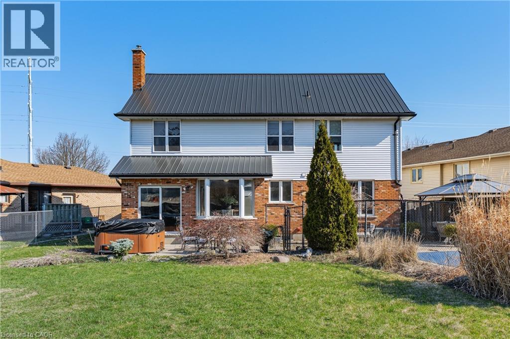 38 GLEN ABBEY Court - 42
