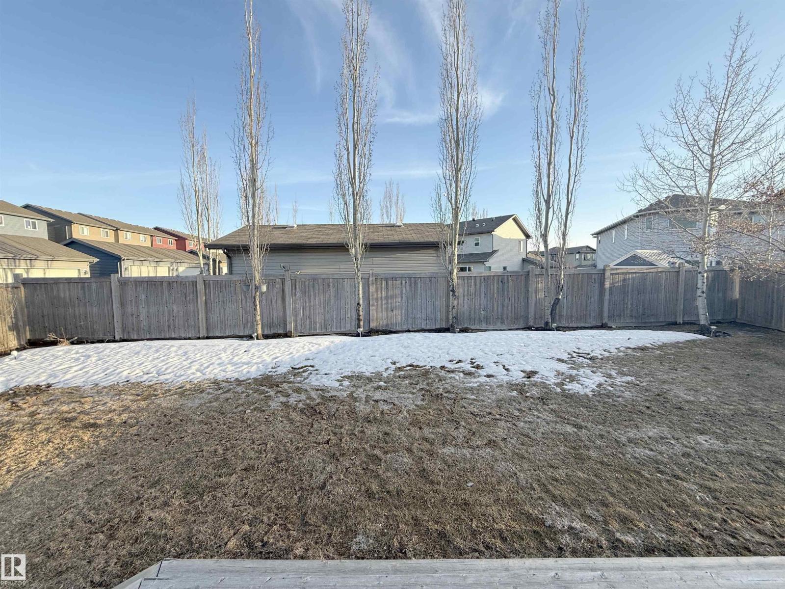 3215 22 AV NW, Edmonton
