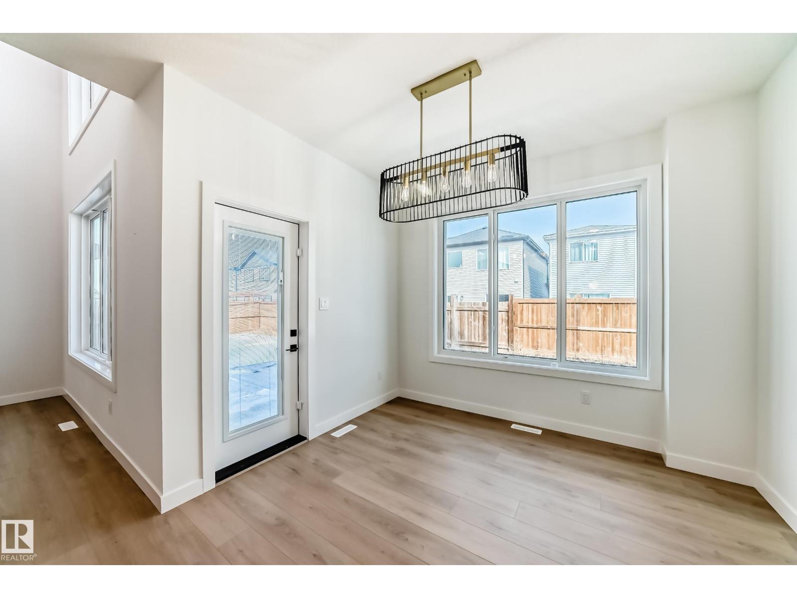 341 ROBERTS WD, Leduc