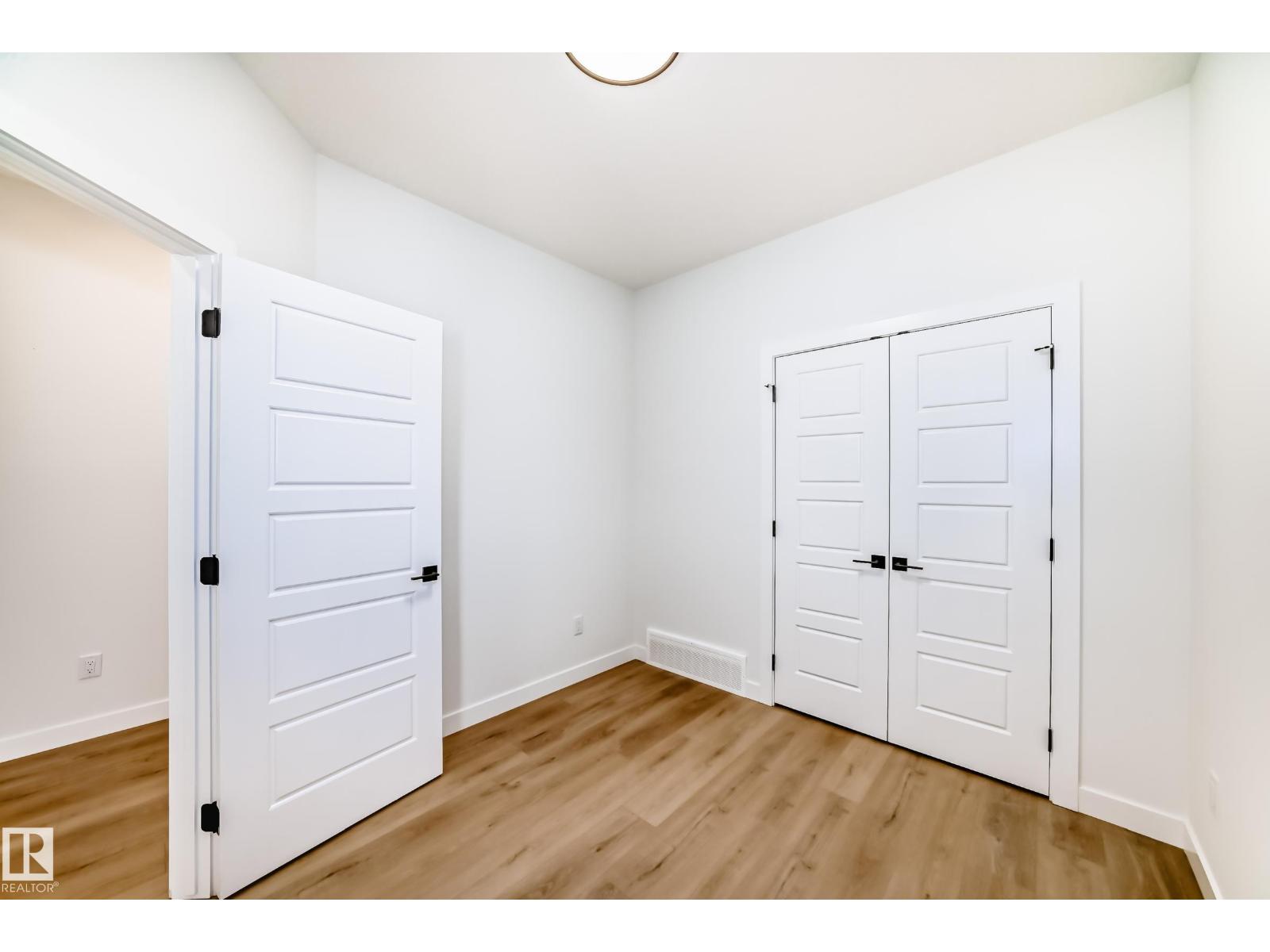 341 ROBERTS WD, Leduc