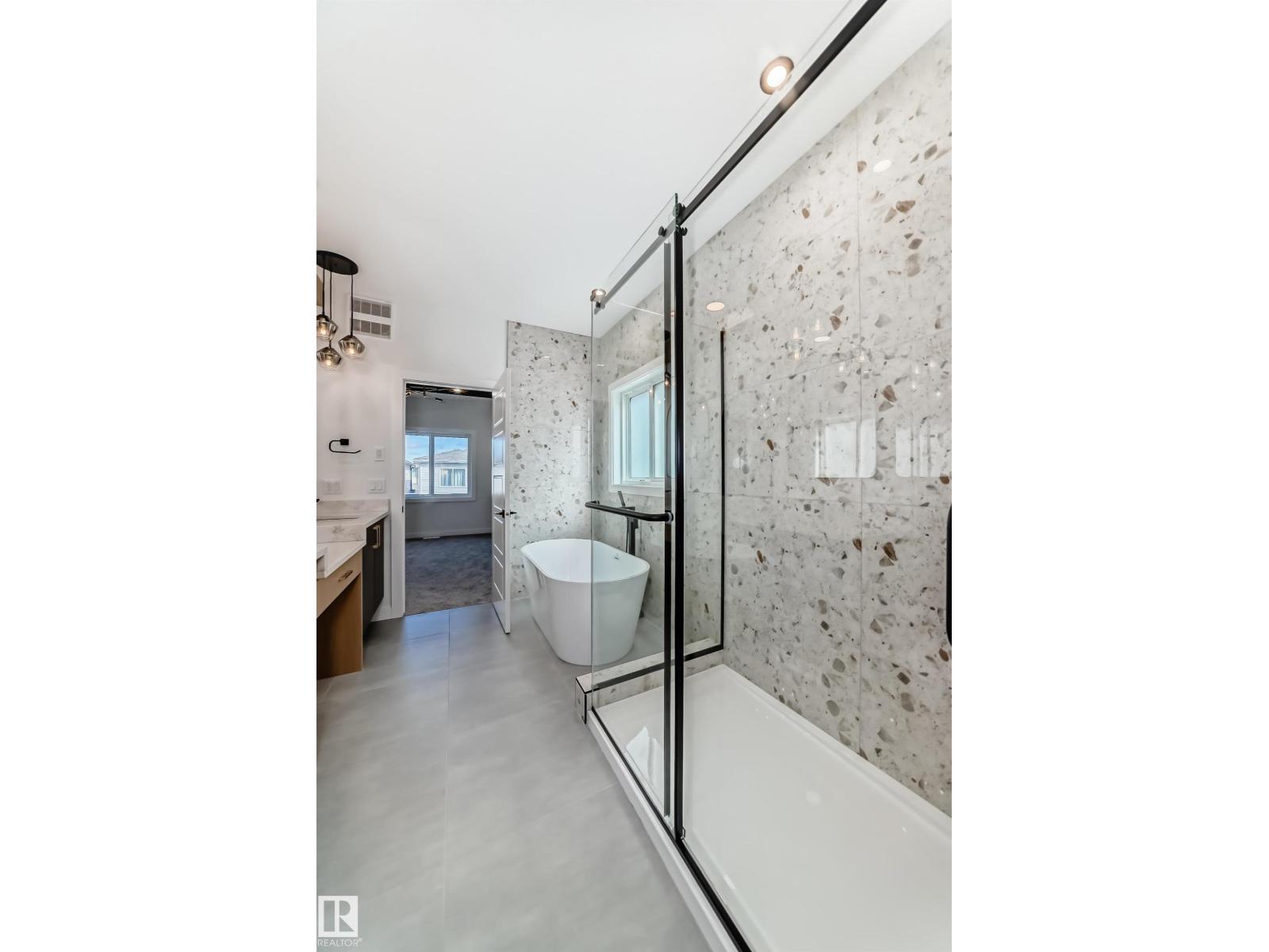 341 ROBERTS WD, Leduc