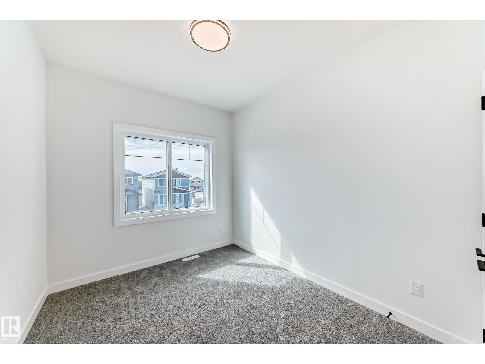 341 ROBERTS WD, Leduc