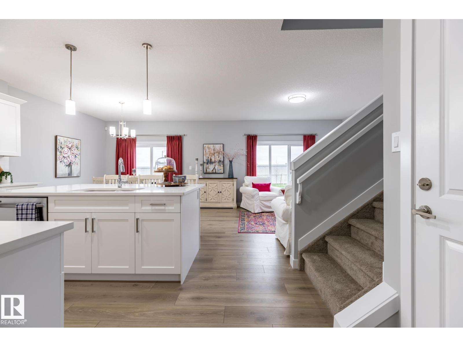 17820 70 ST NW, Edmonton