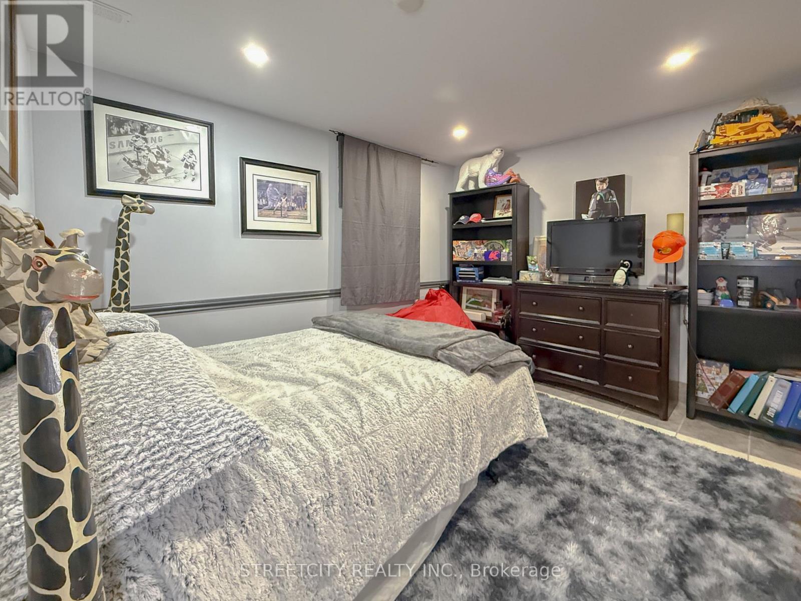 518 CAMDEN STREET Property Photo