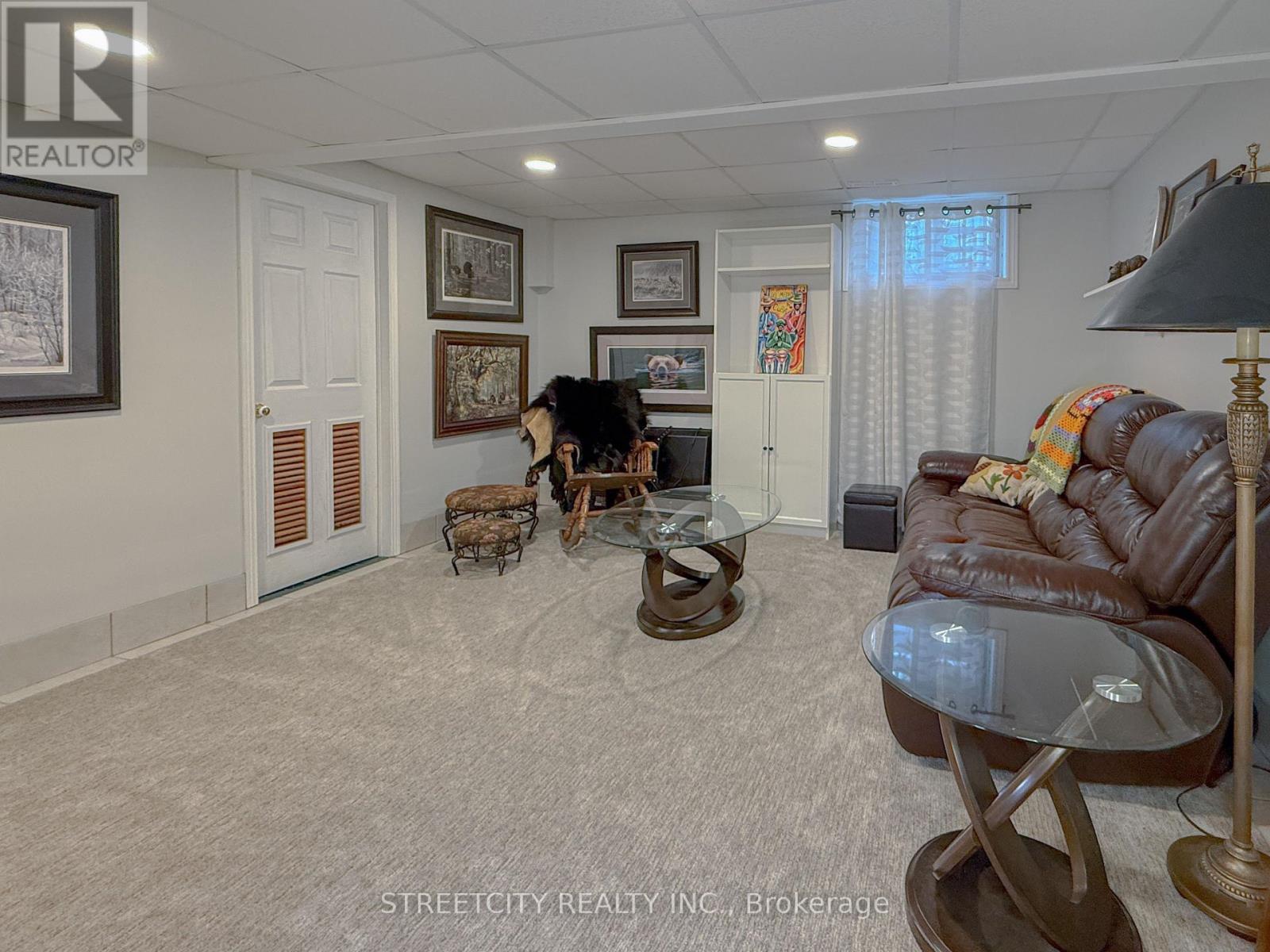 518 CAMDEN STREET Property Photo