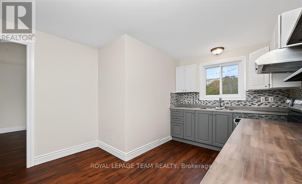 Space for a Breakfast Nook/Table