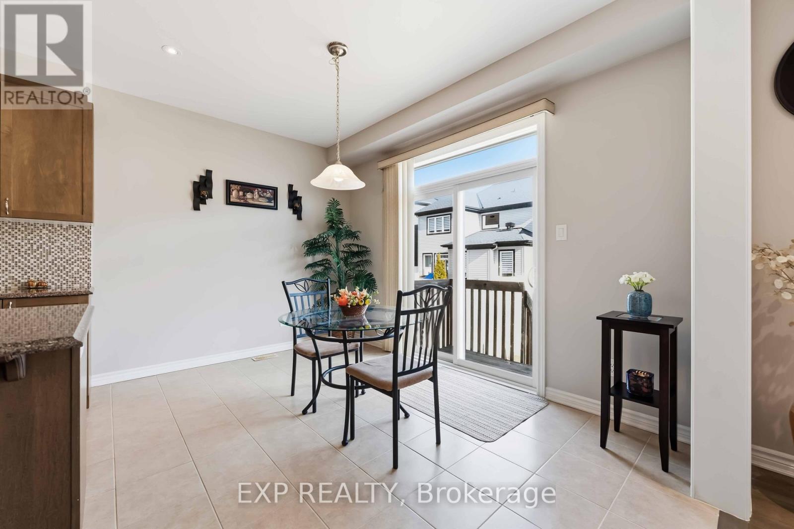 220 WILLOWDUSK STREET — photo 11