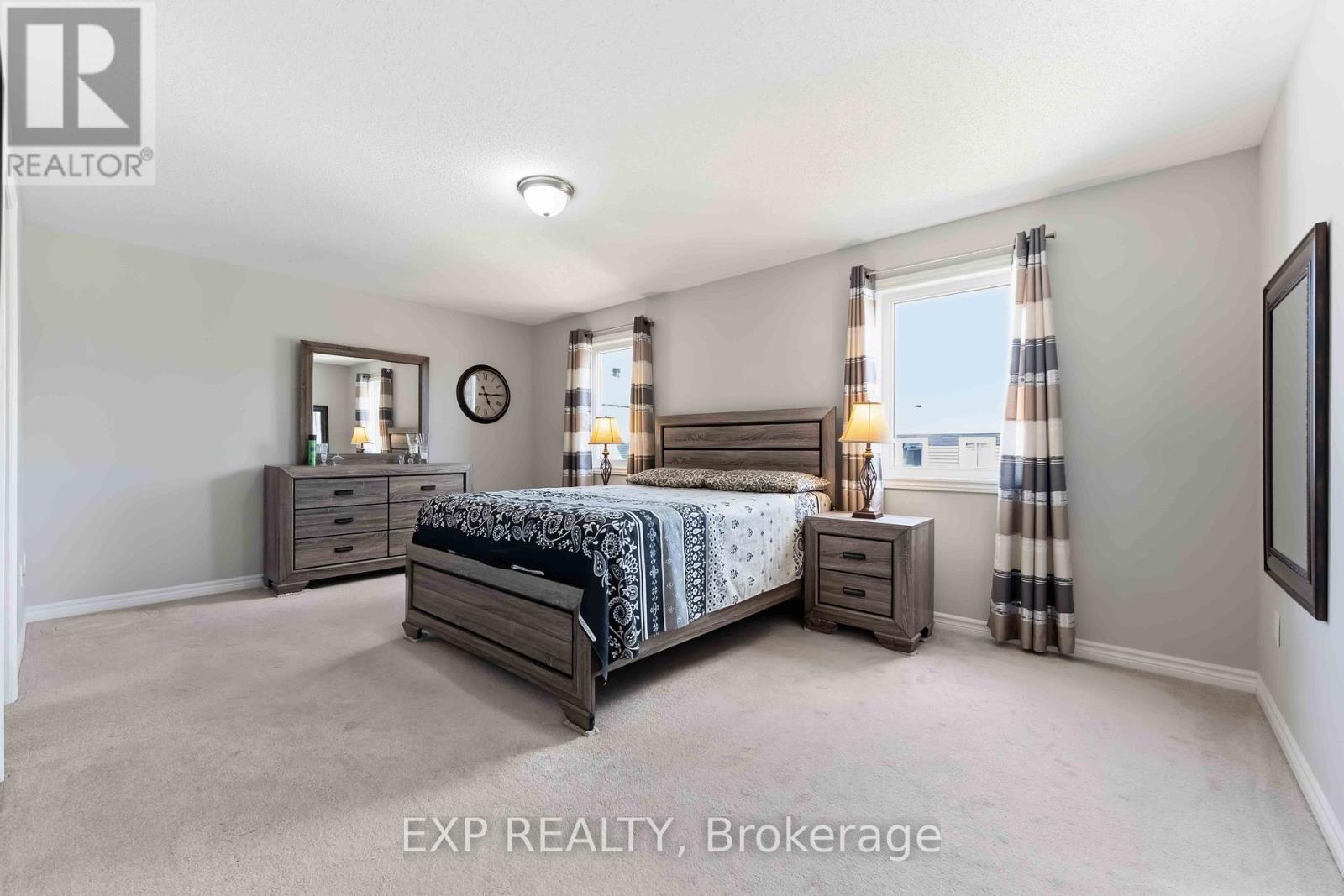 220 WILLOWDUSK STREET — photo 24