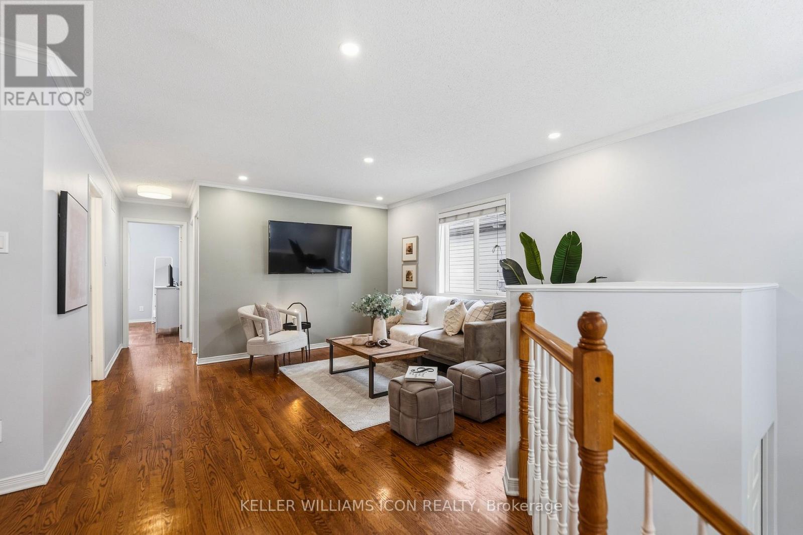 125 CASTLE GLEN CRESCENT - 19